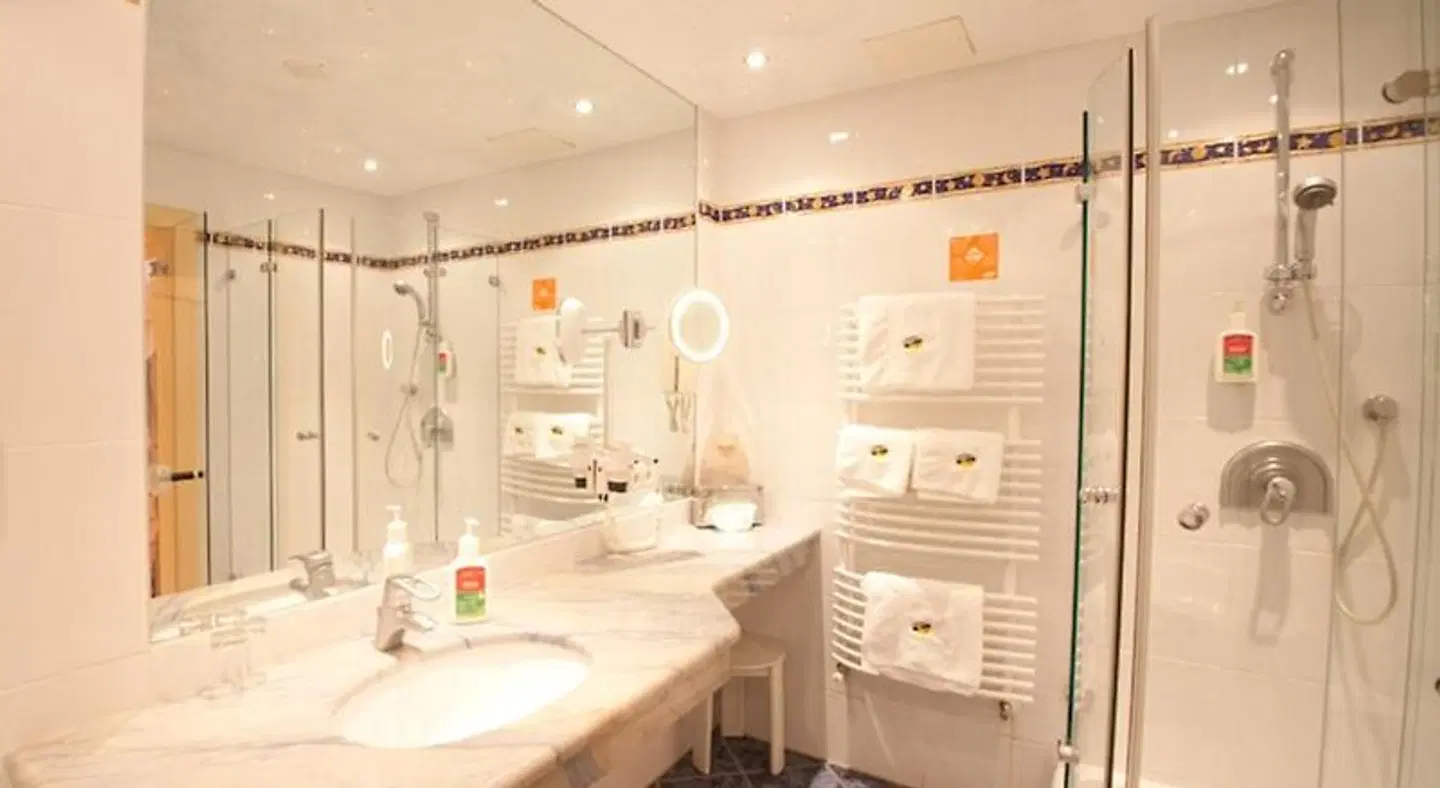 Hotel Prägant Badezimmer