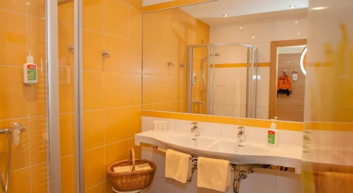 Hotel Prägant Badezimmer