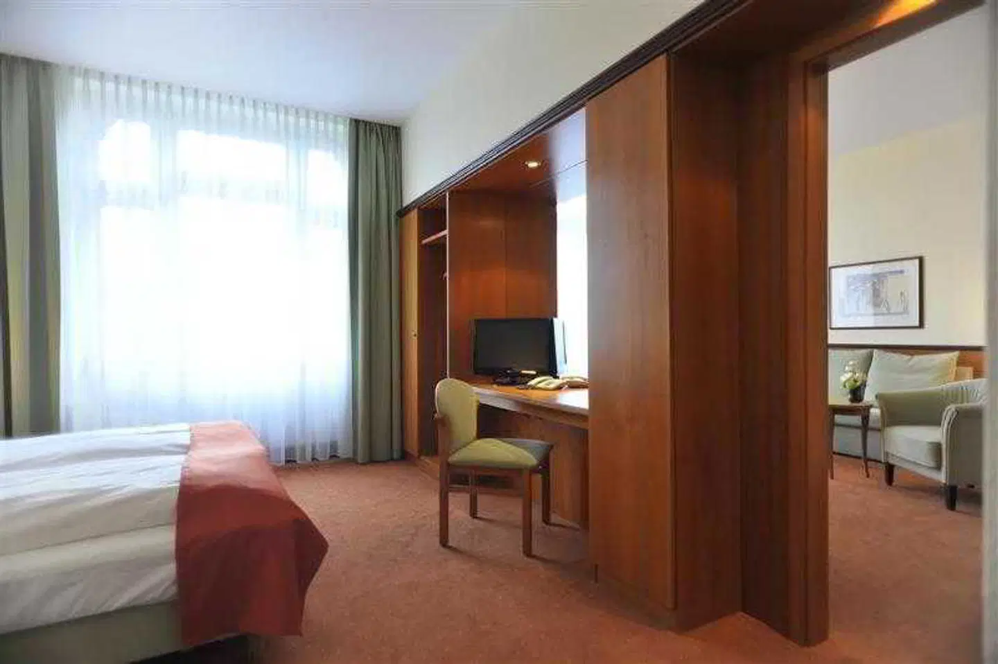 BEST WESTERN PLUS HOTEL EXCELSIOR ERFURT Wohnbeispiel