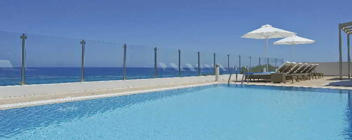 Louis Althea Kalamies Luxury Villas OUTDOOR_POOL