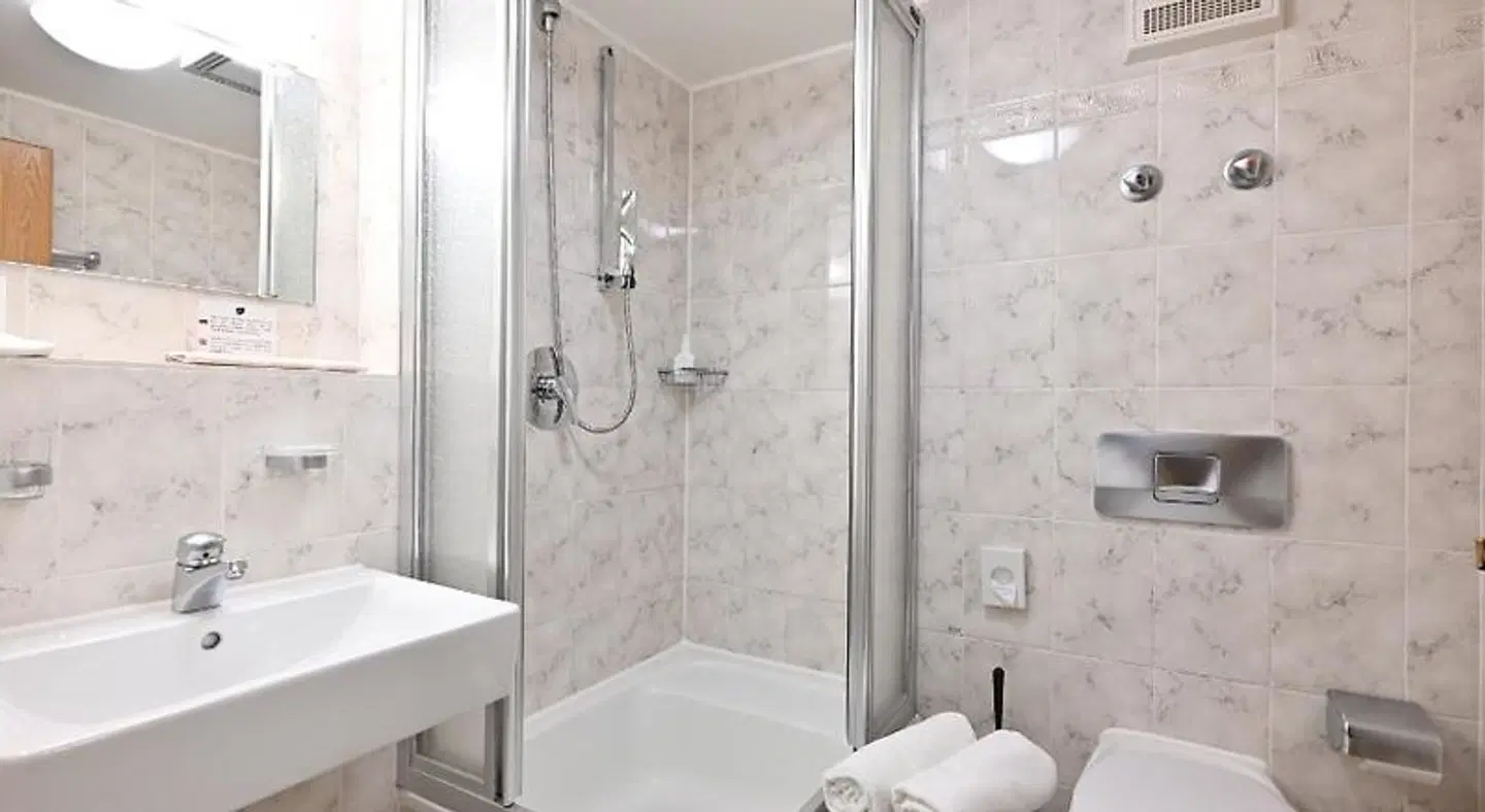 Hotel Gasthof Adler Badezimmer