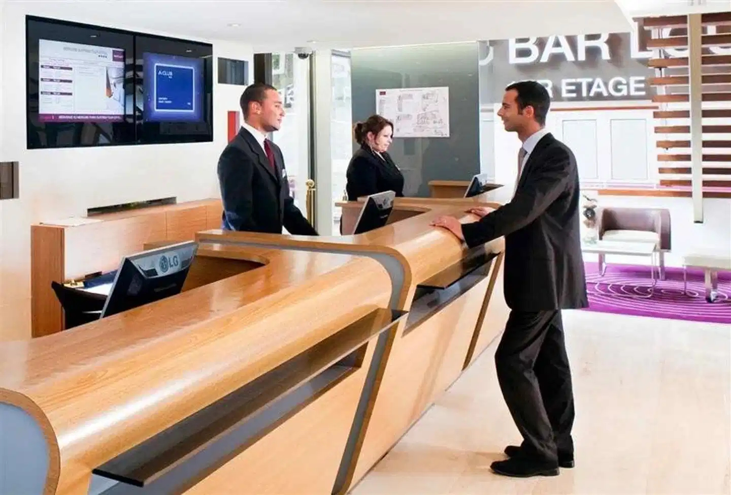 Mercure Paris Centre Eiffel Tower Hotel Lobby