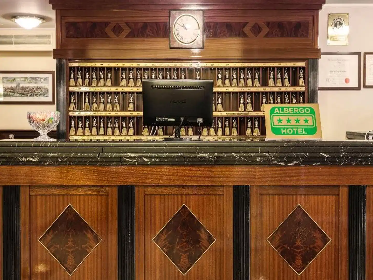 Doria Grand Hotel Lobby