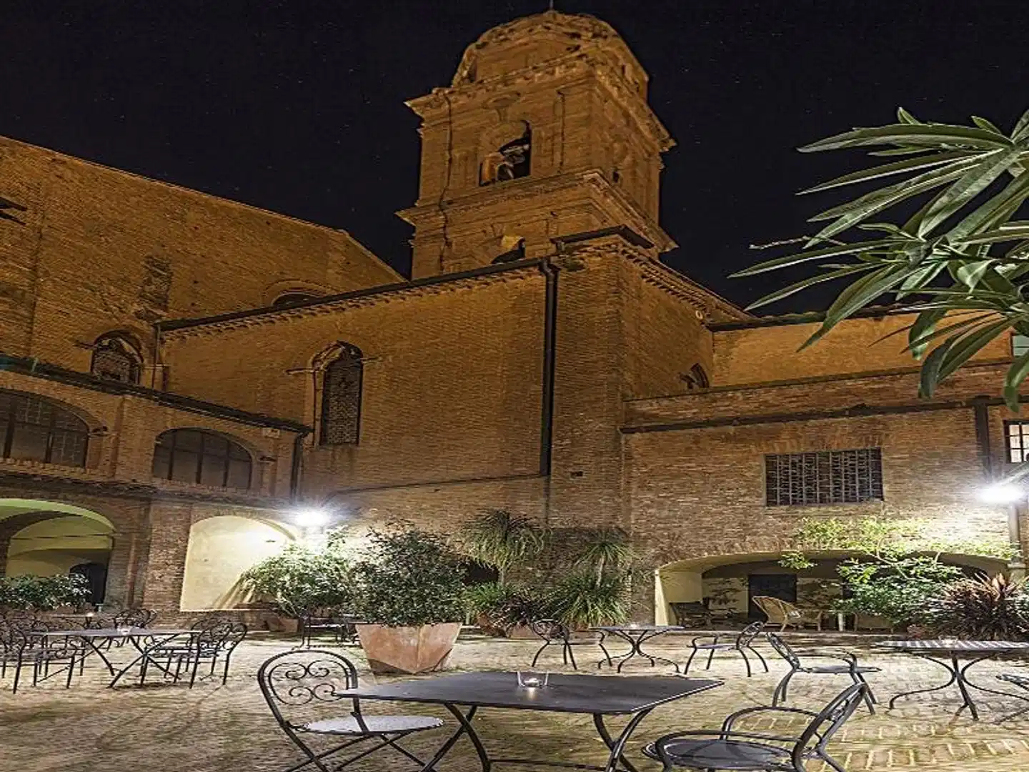 Il Chiostro Del Carmine Aussenansicht