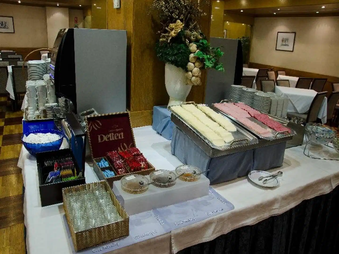 VIP Inn Berna Hotel Restaurant