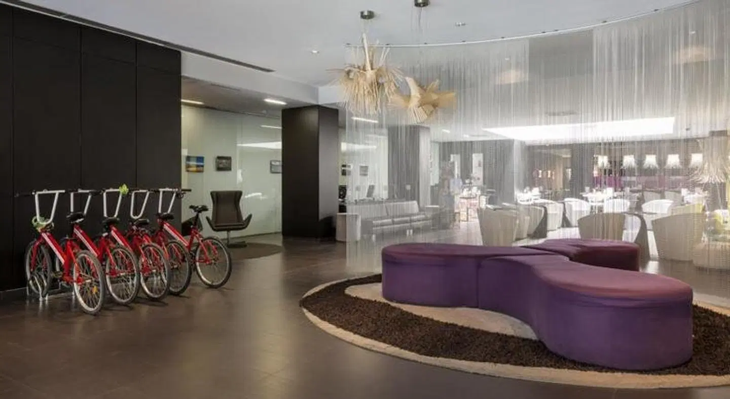 Hotel ILUNION Bel Art Sport und Entertainment