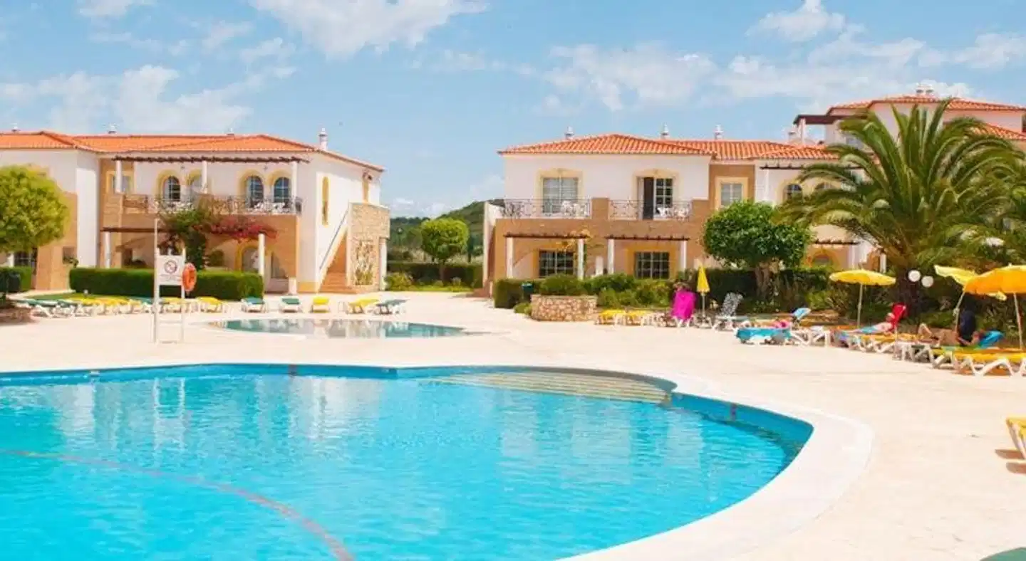 Luz Bay Hotel Pool