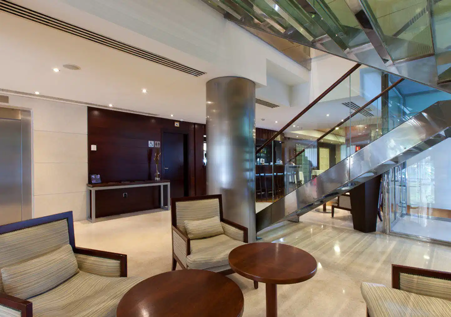 Valencia Center Lobby