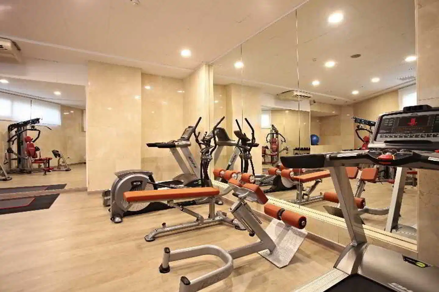 Sandos Benidorm Suites Sport und Entertainment