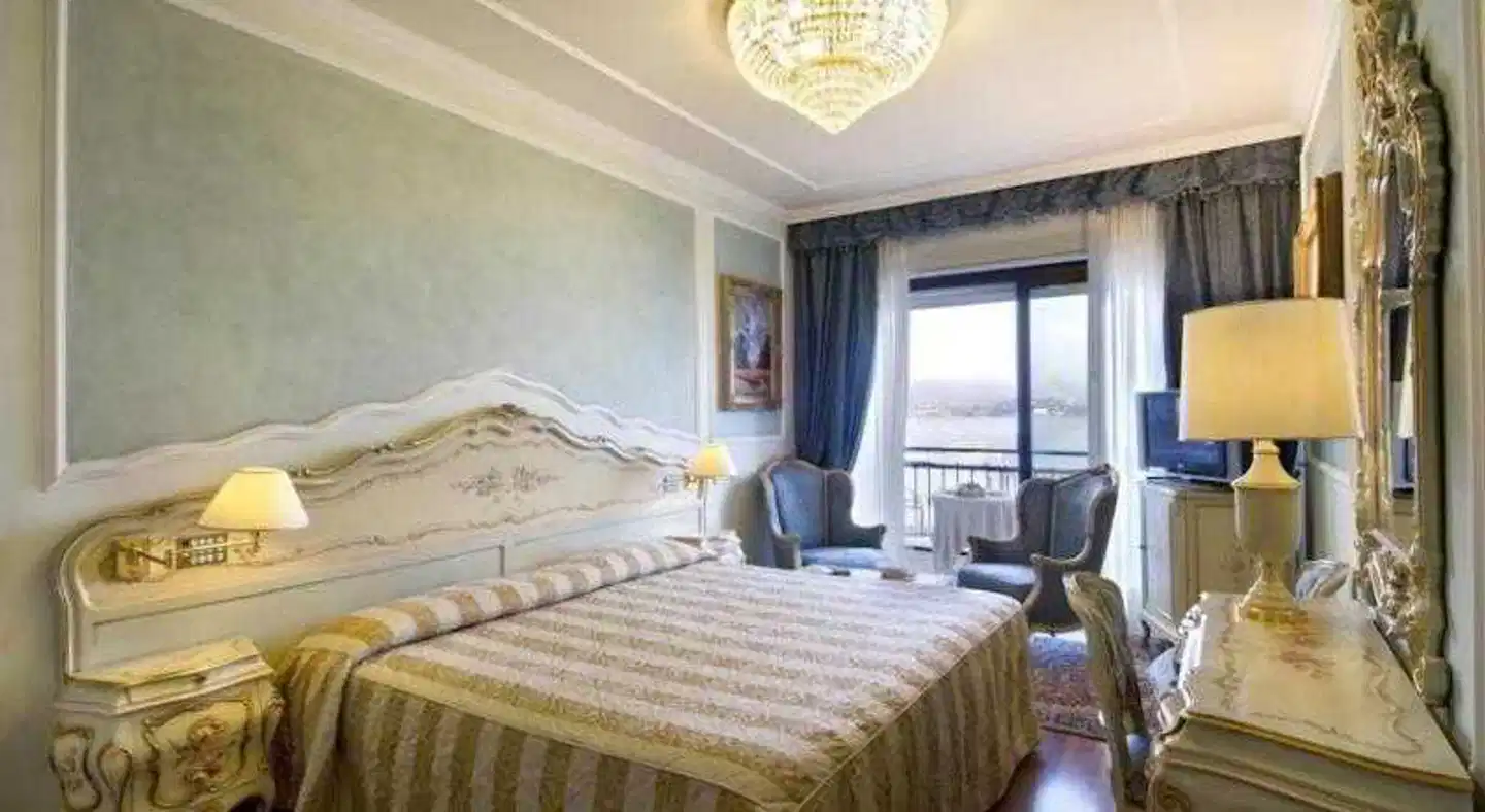 Grand Hotel Bristol Wohnbeispiel