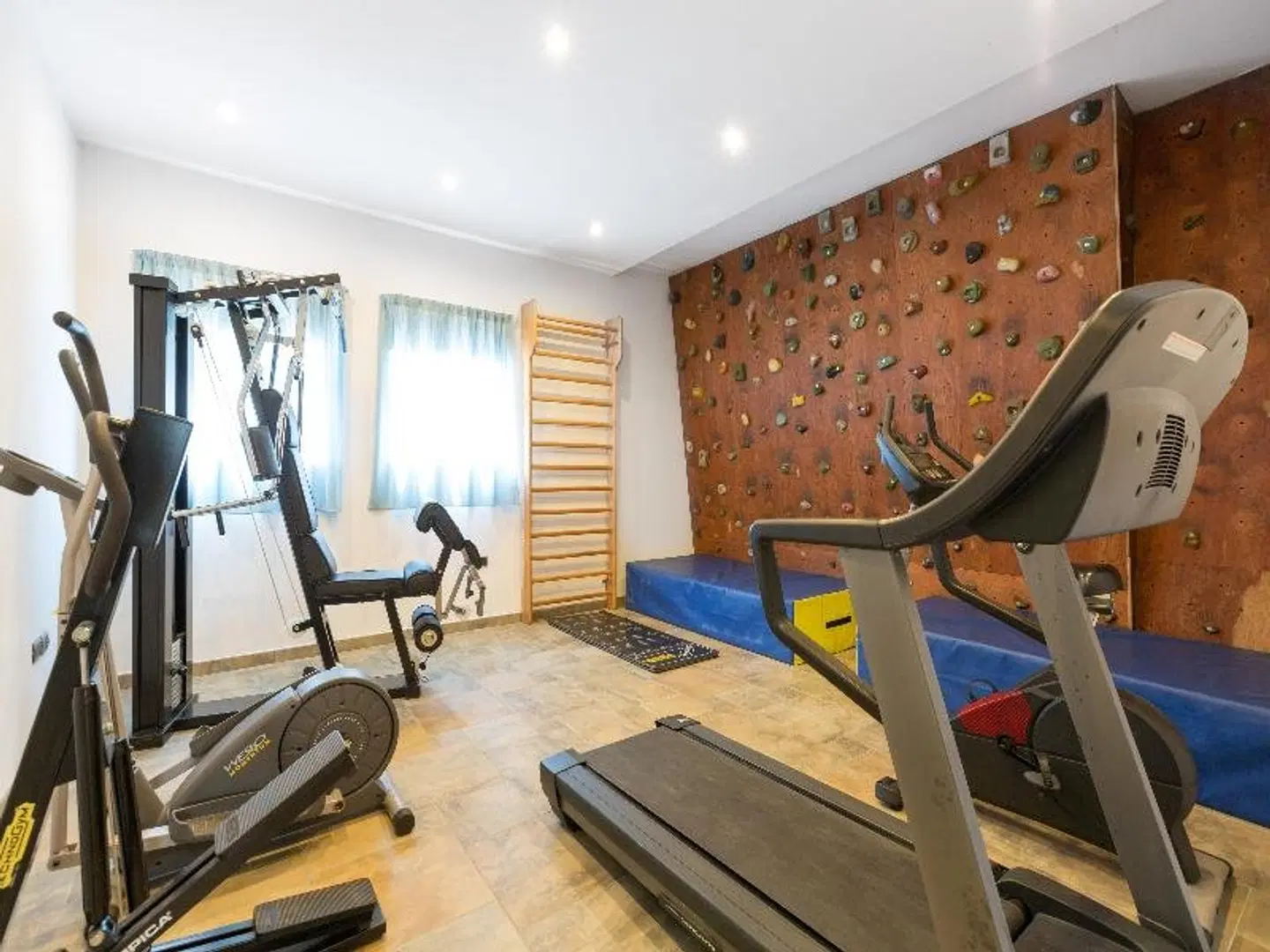 Al Maso SPORTS_AND_LEISURE