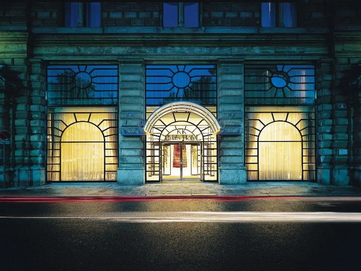 K+K Palais EXTERIOR