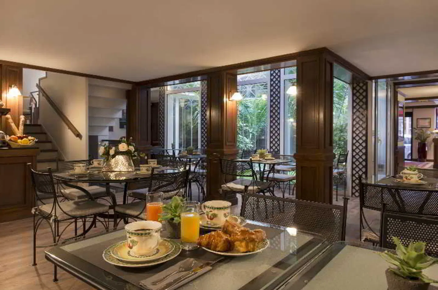 Apollinaire Restaurant