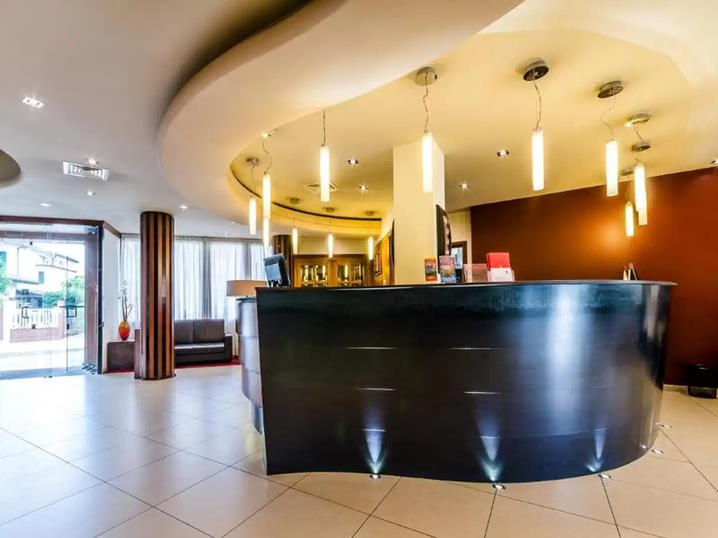 Smart Hotel Holiday Aussenansicht