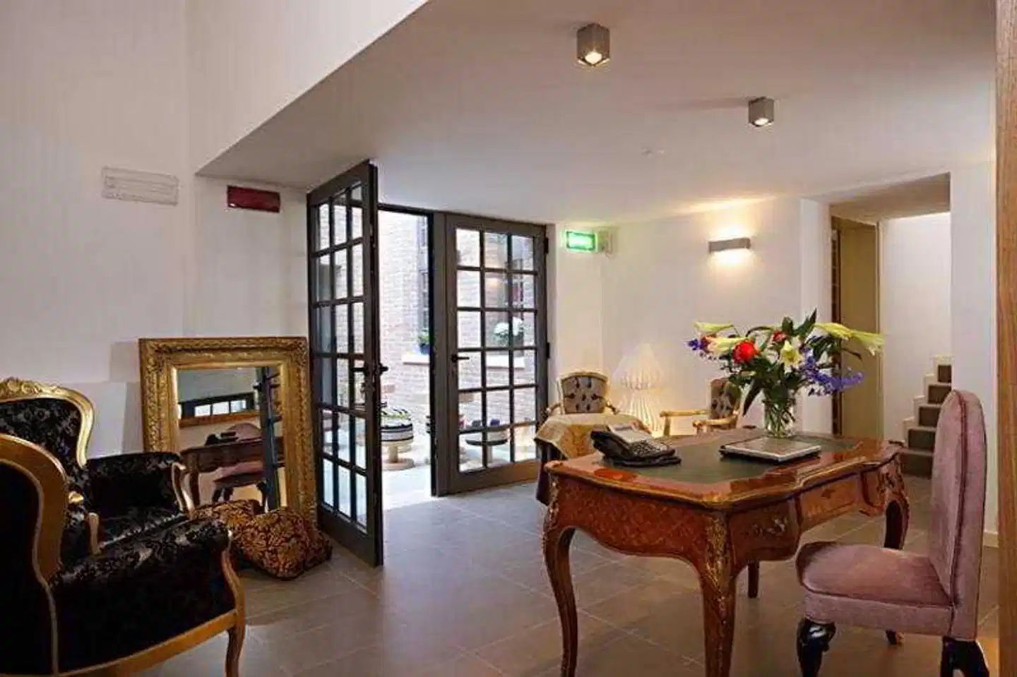 Al Canal Regio Lobby