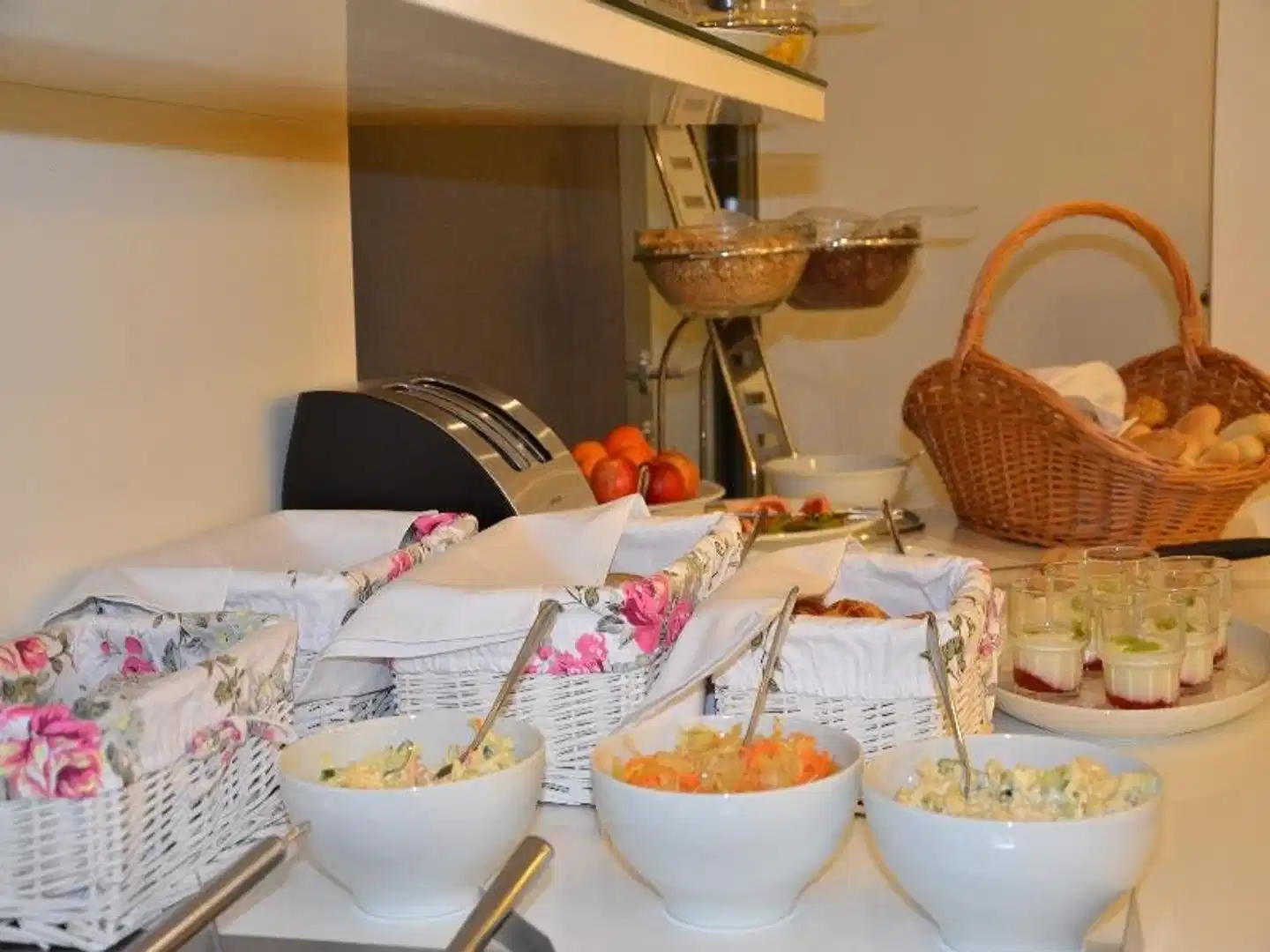 Pure White Restaurant