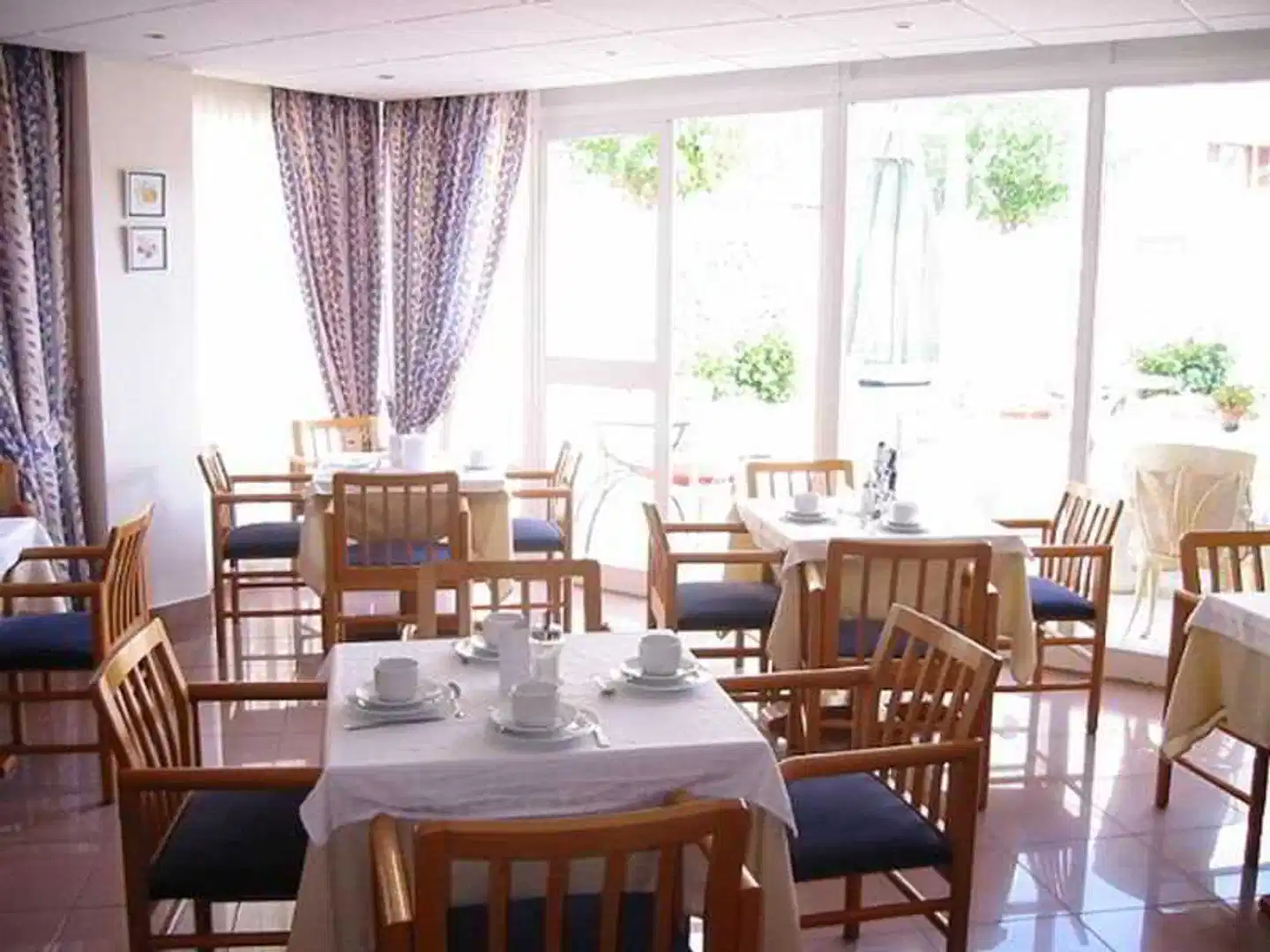 Residencia Sutimar Restaurant