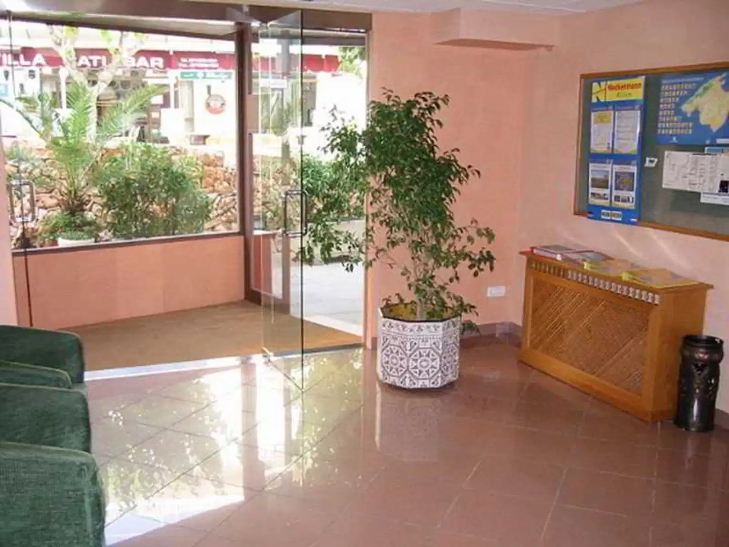 Residencia Sutimar Lobby