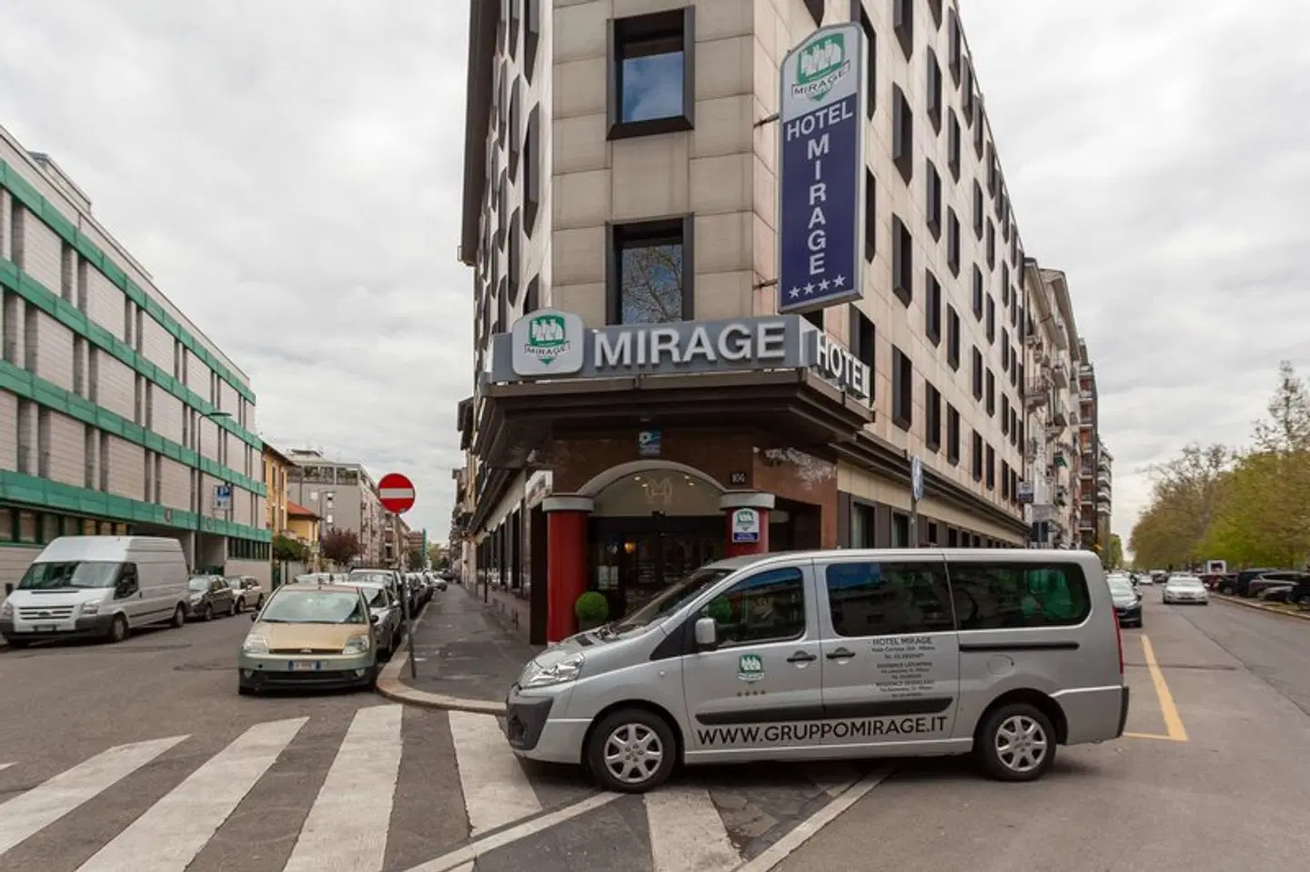 Sure Hotel Collection by Best Western Hotel Mirage EXTERIOR