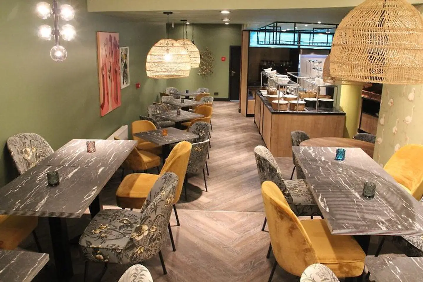 Leonardo Hotel Antwerp Bar
