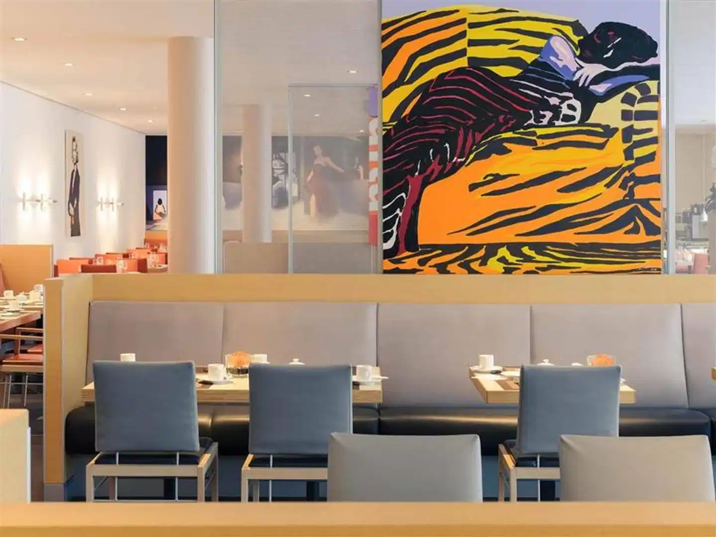Mercure Duesseldorf City Nord Lobby