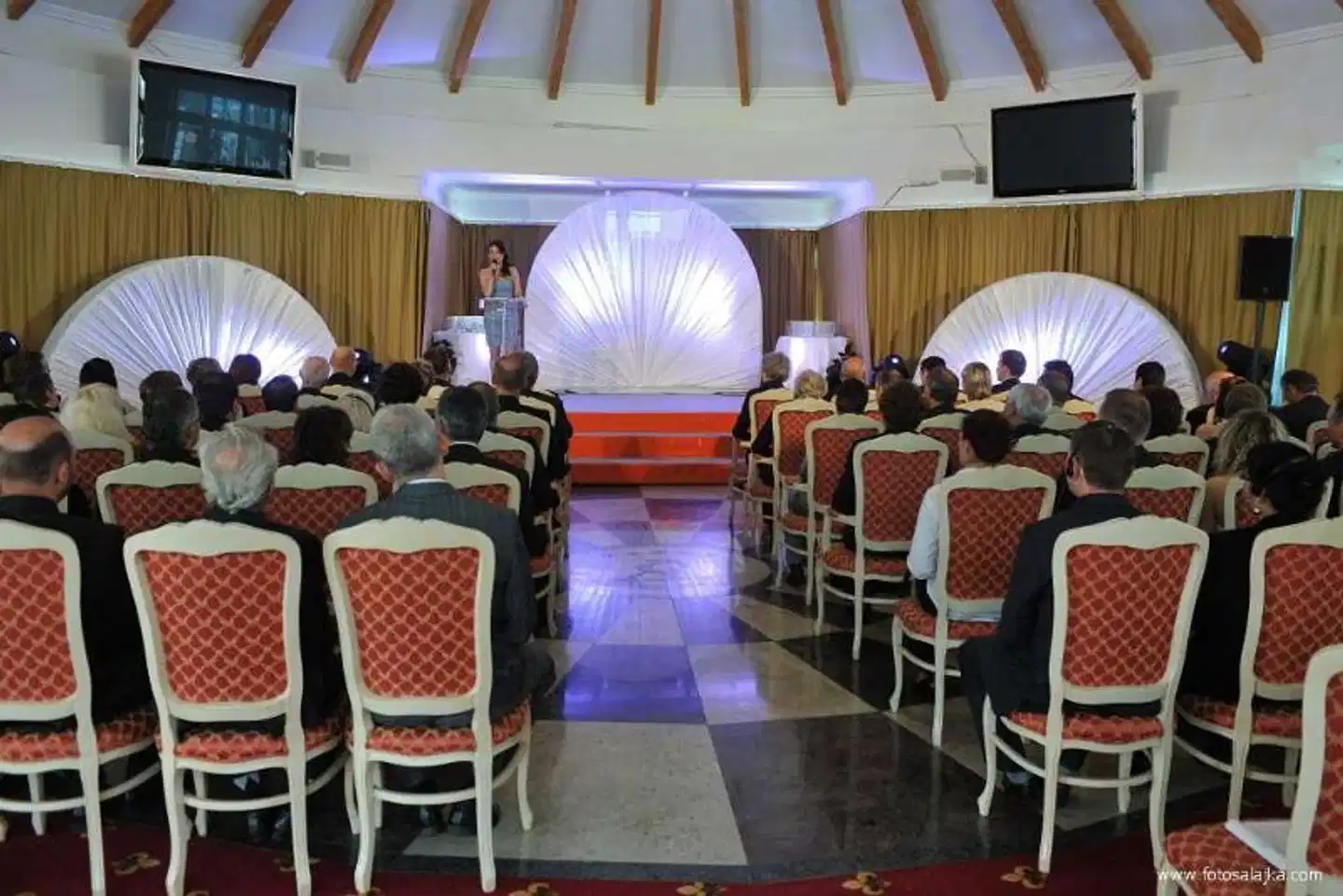 Esplanade Spa and Golf Resort Bar