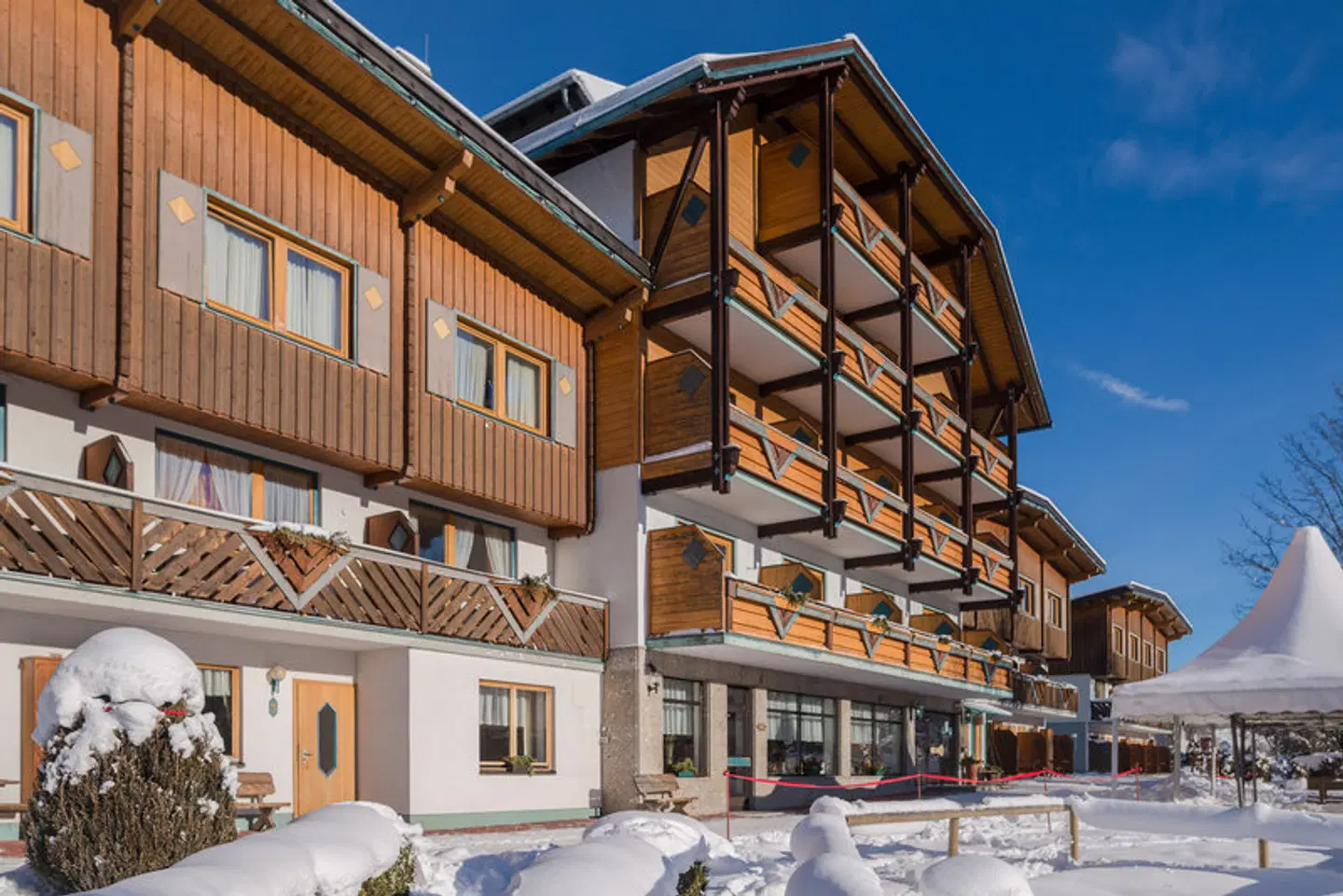 Ferienalm Aparthotel EXTERIOR