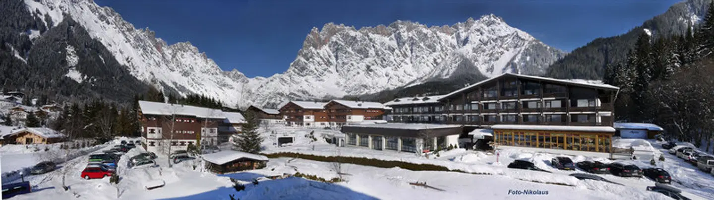 Marco Polo Club Alpina EXTERIOR