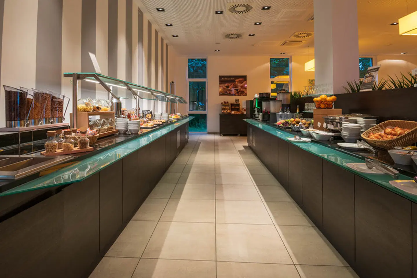 Star Inn Premium Domagkstrasse Bar