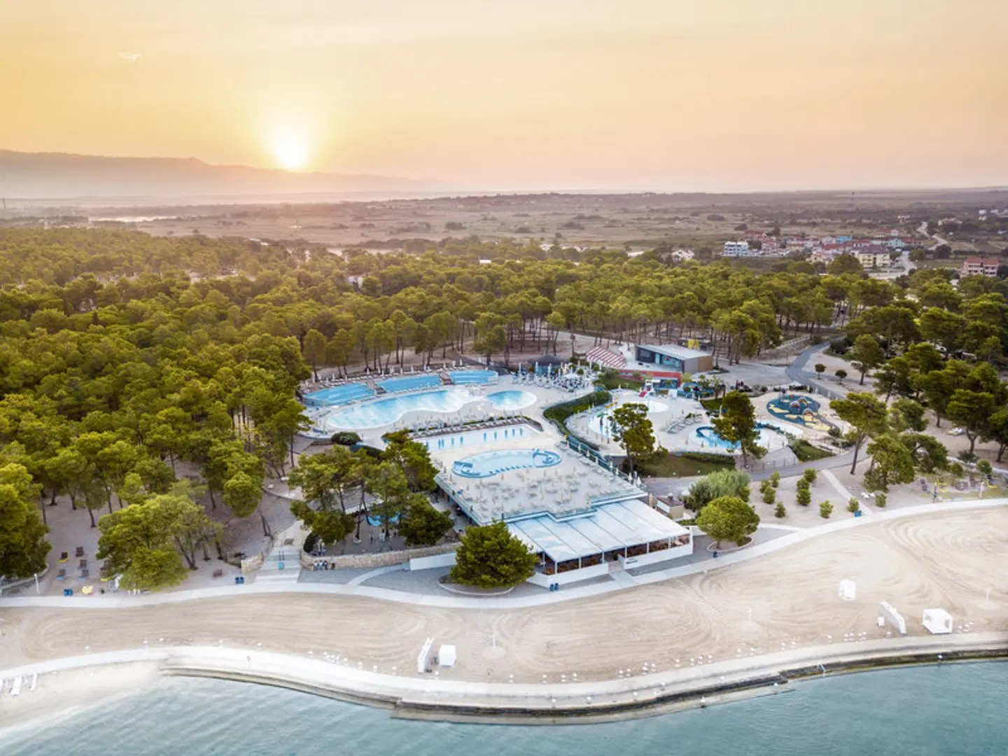 Zaton Holiday Resort - 3* Apartments EXTERIOR