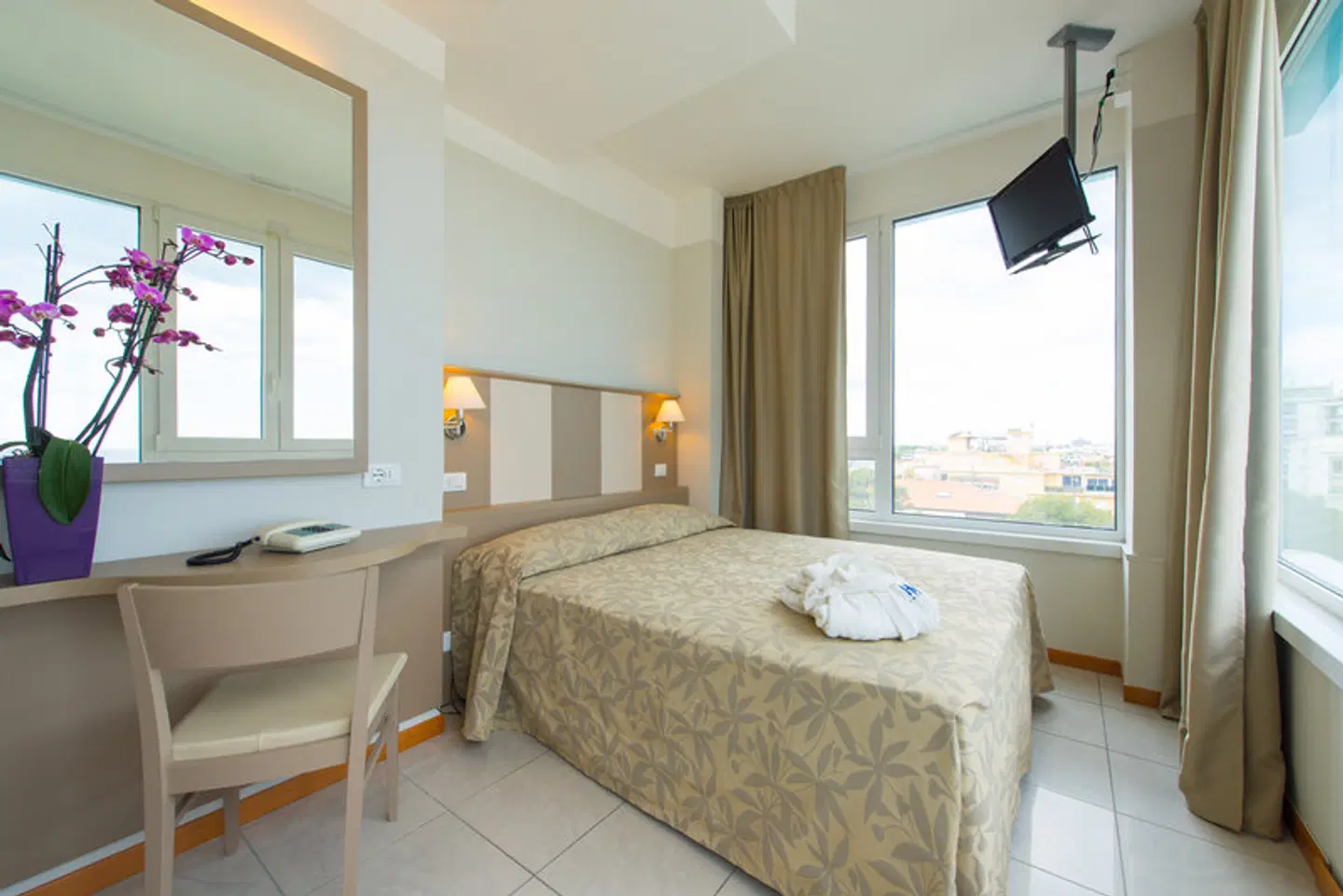 Cristallo ROOM_EXAMPLE