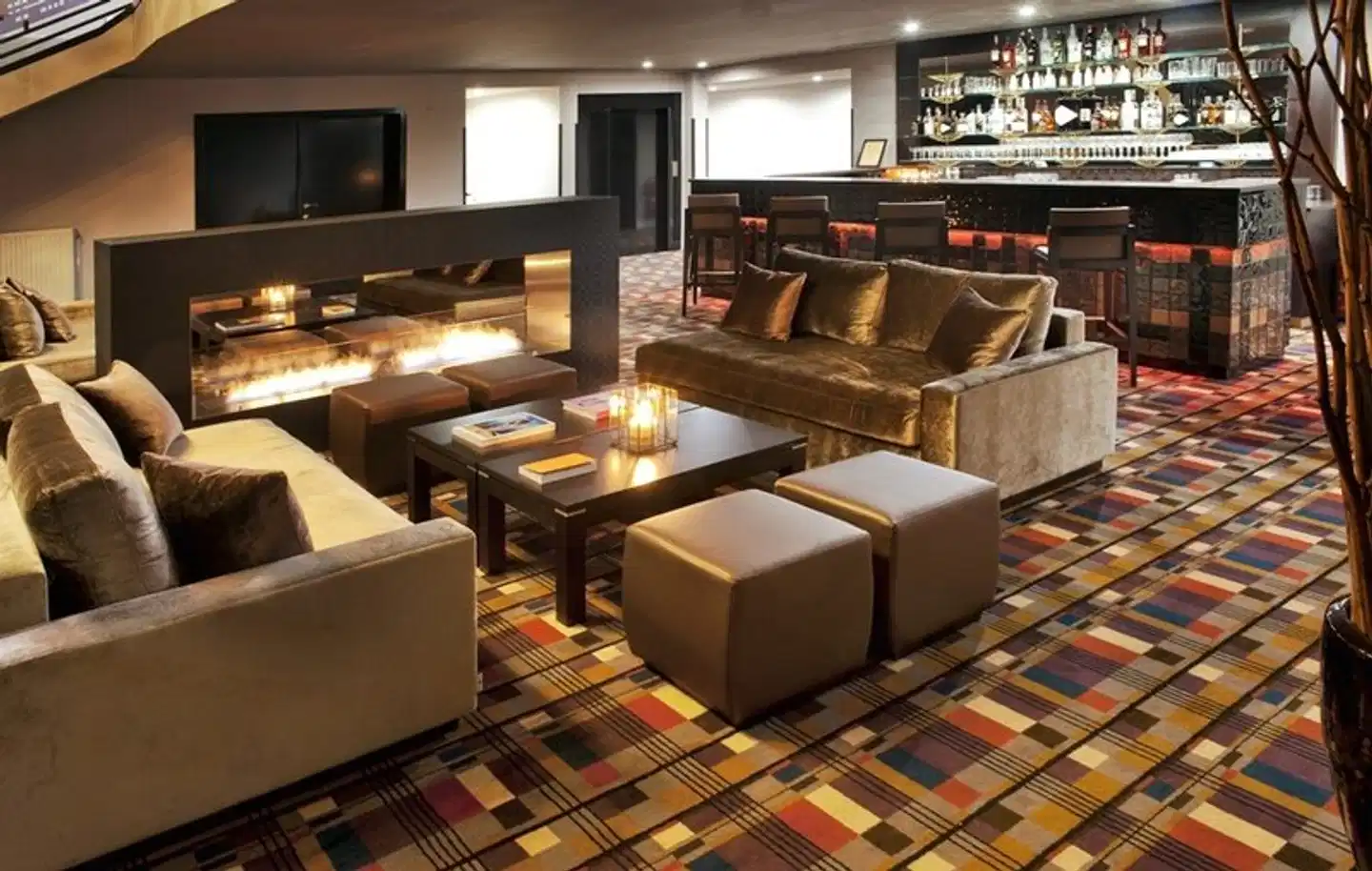 The Augustin Bar