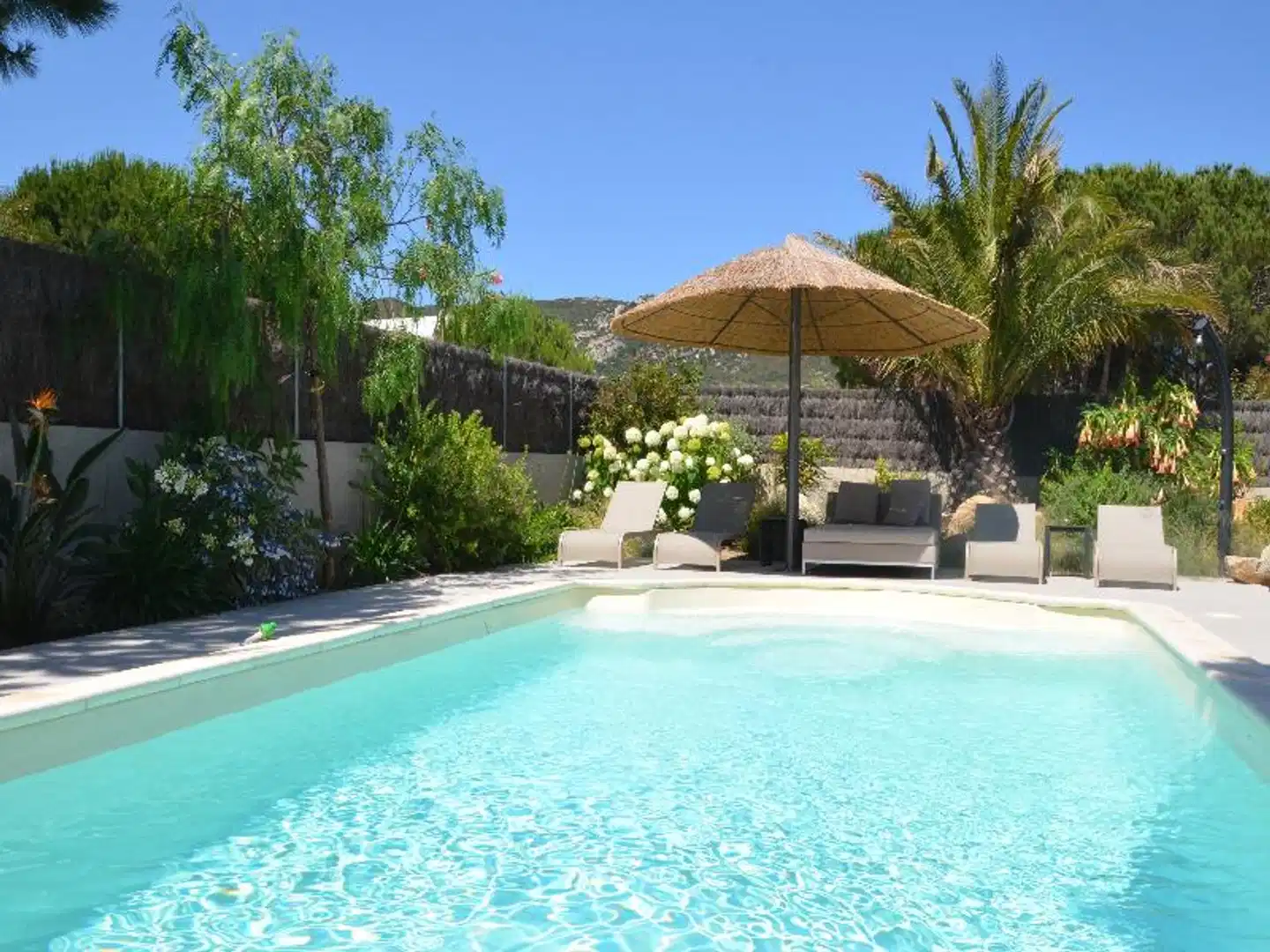Domaine Villas Mandarine Pool