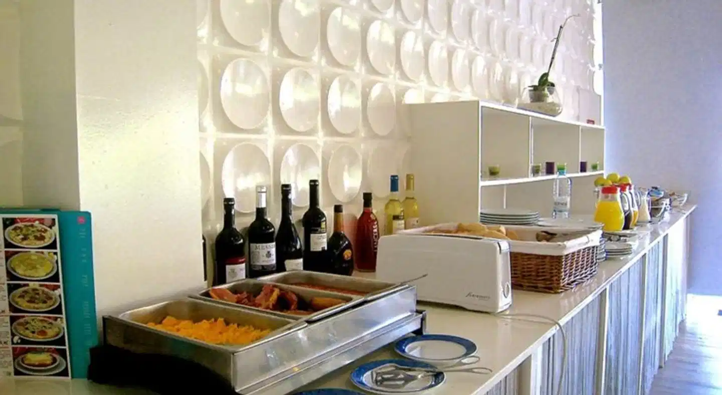 Bayside Salgados Lobby