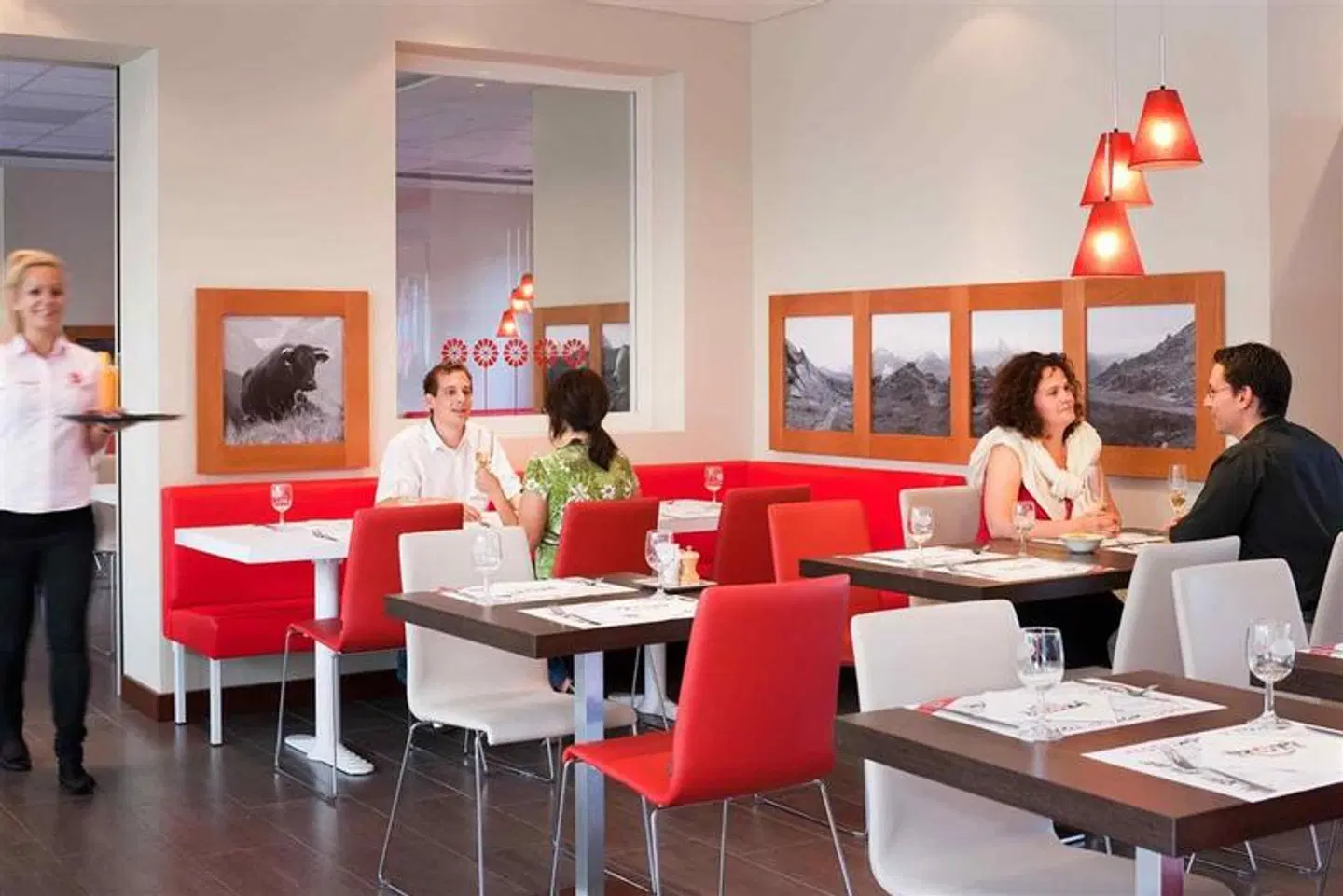 ibis Zurich Messe Airport Restaurant