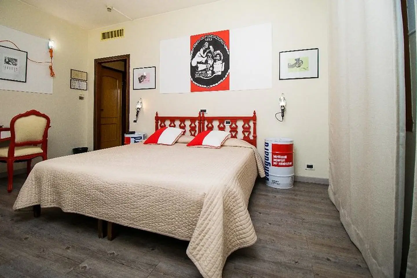 Admiral ROOM_EXAMPLE