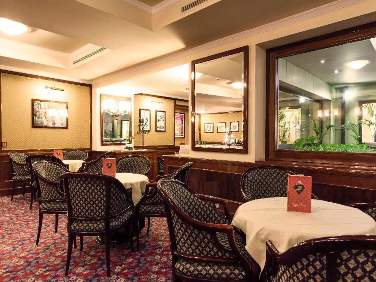 Doria Grand Hotel Lobby
