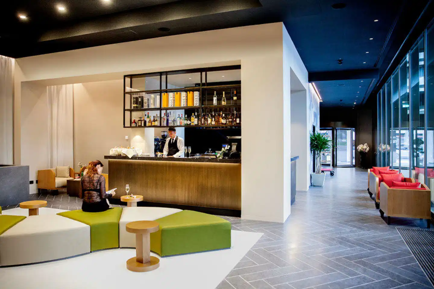 Glam Milano Bar