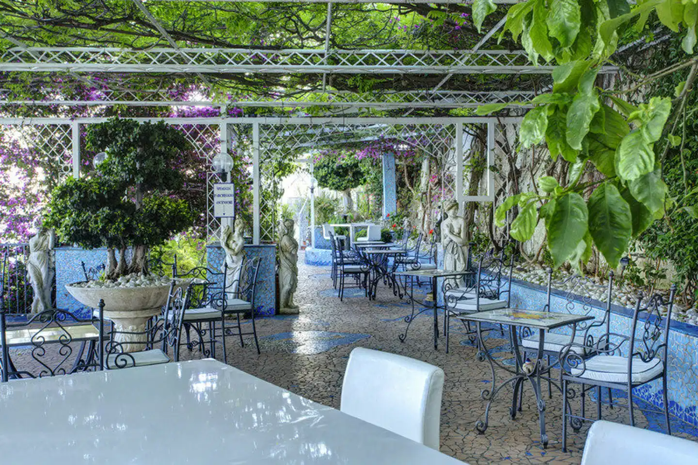 Lloyd's Baia Hotel Terrasse