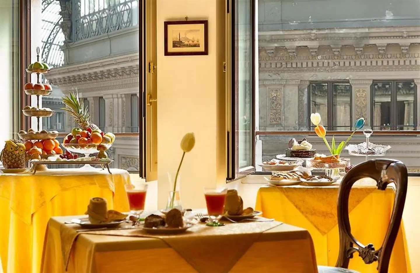 Art Resort Galleria Umberto Restaurant