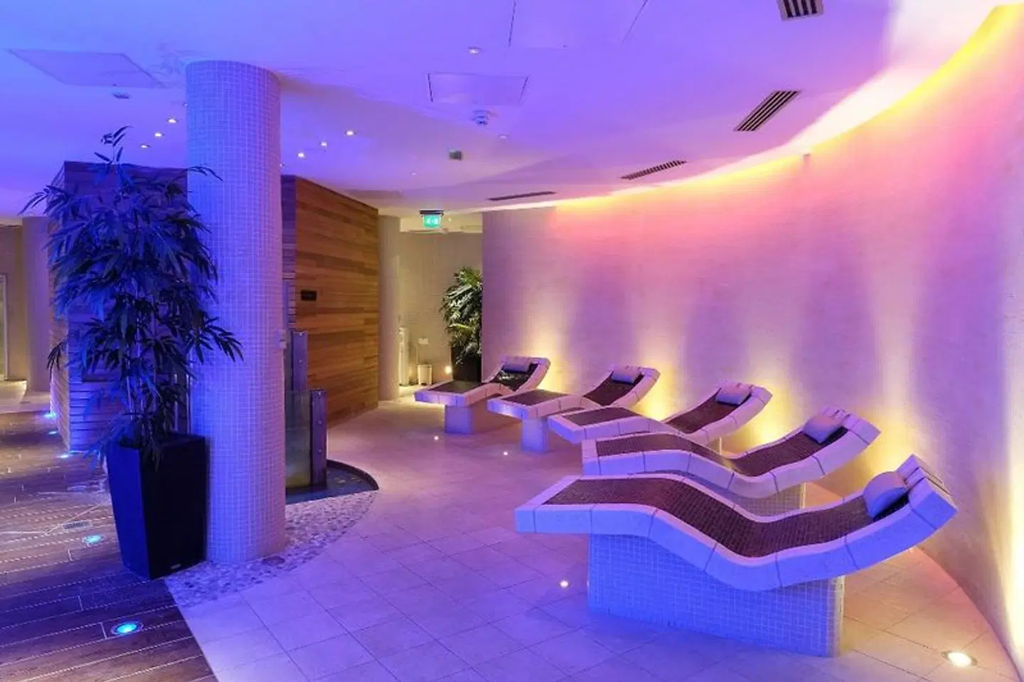 Kingsley HEALTH_BEAUTY