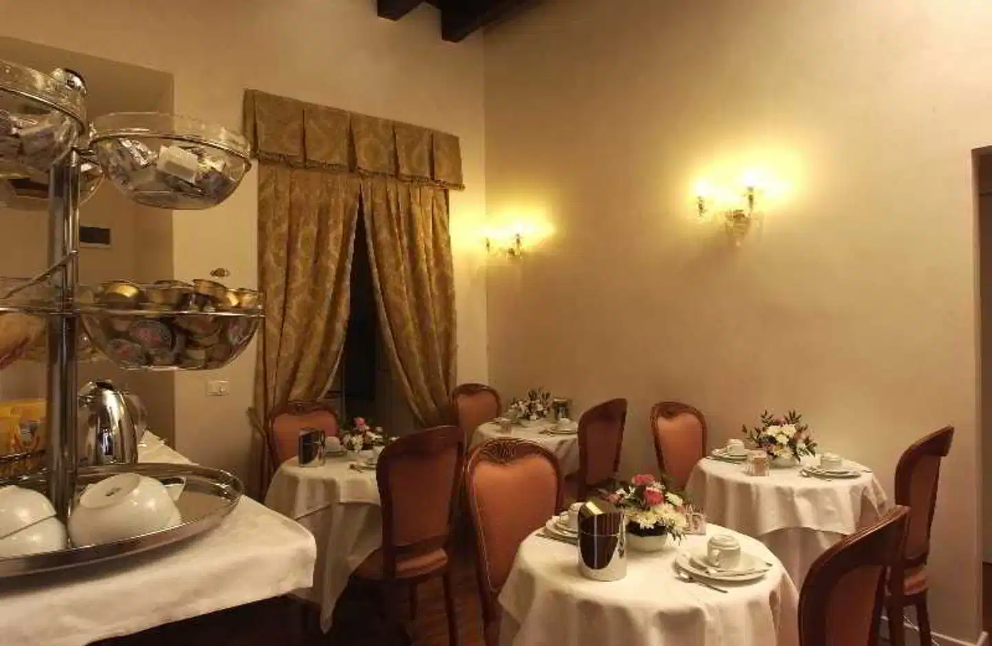 Locanda Canal Restaurant