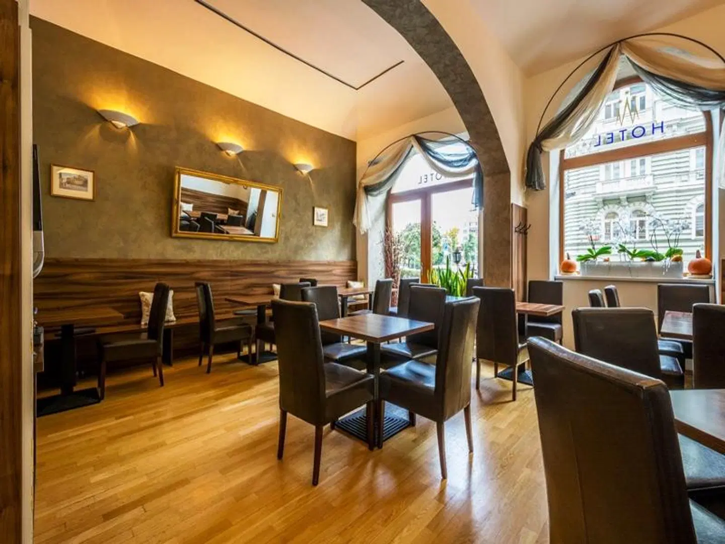 Prague Centre Superior Bar