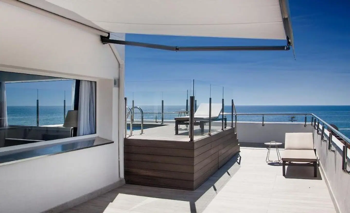 Catalonia del Mar Terrasse