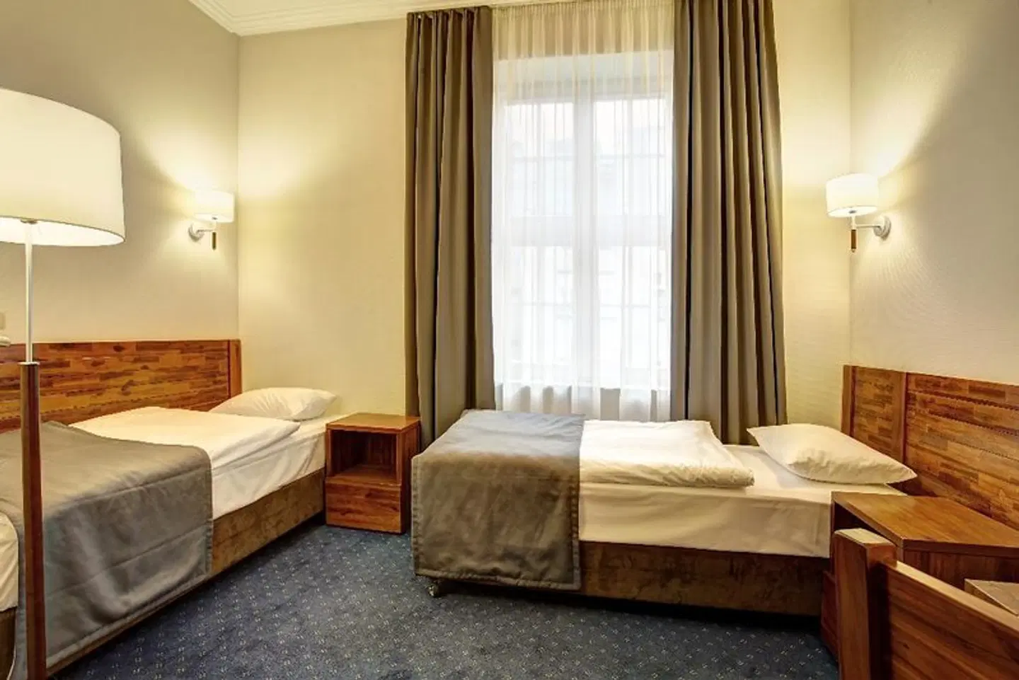 Piast ROOM_EXAMPLE