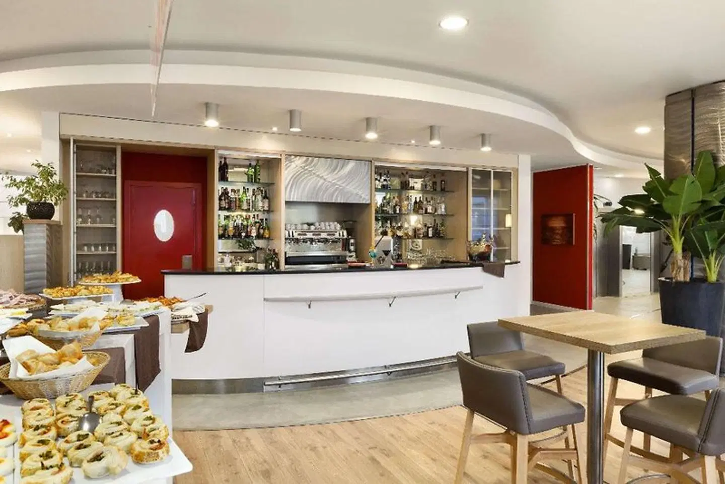 Ramada Encore by Wyndham Bologna Bar