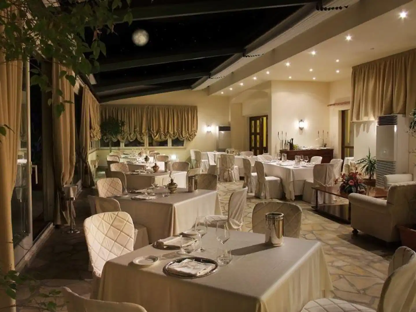 Hotel Federico II - Central Palace Restaurant