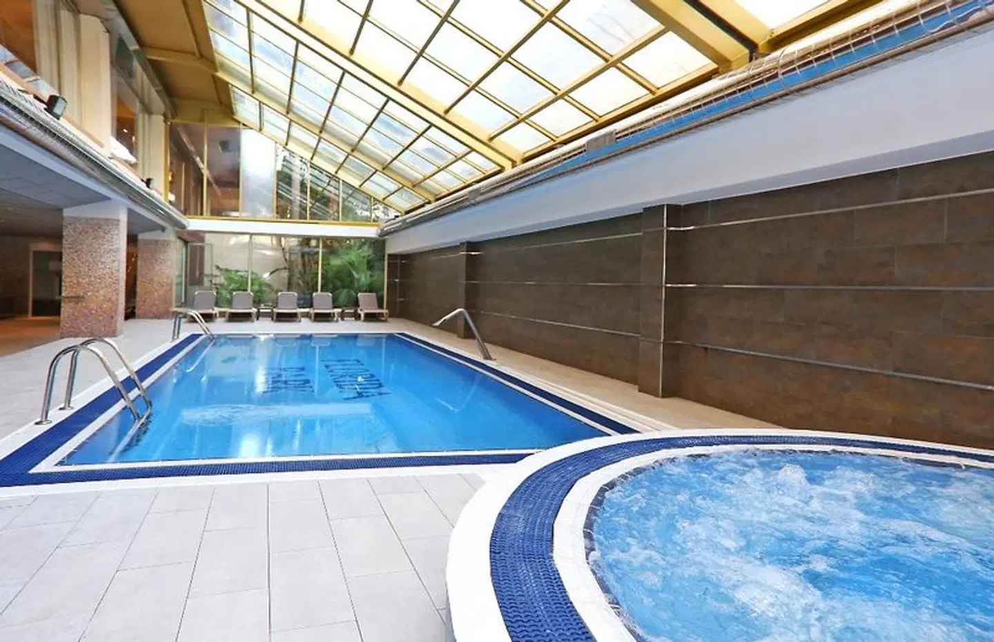 ALEGRIA Florida Hallenbad