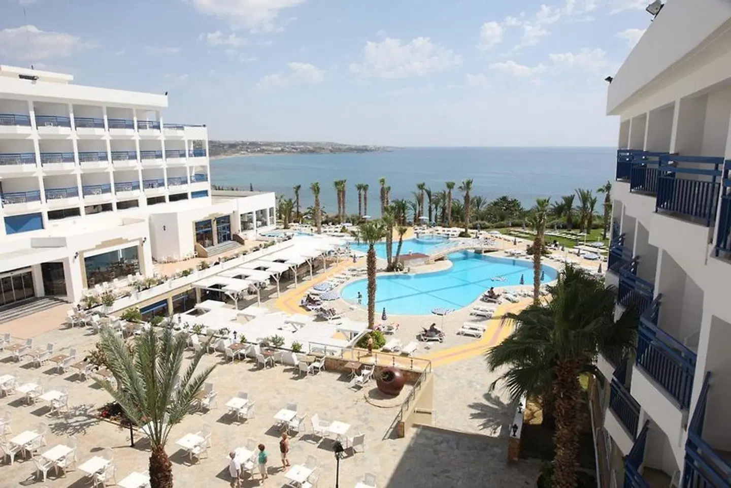 Ascos Coral Beach Hotel OUTDOOR_POOL
