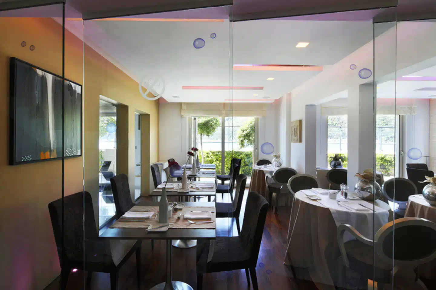 Adoral Restaurant